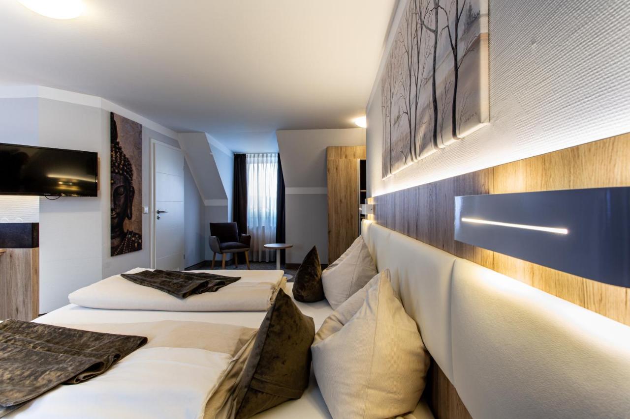 Amtsstueble Hotel & Restaurant Мосбах Экстерьер фото